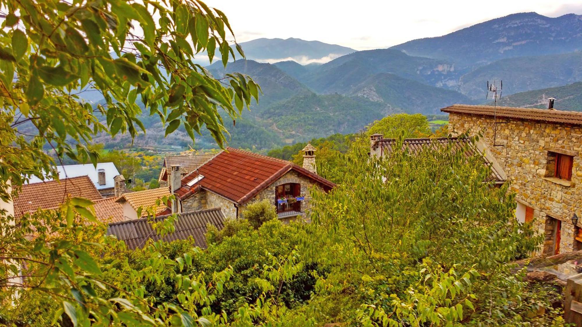 Hostal Casa Pirinea Ordesa Belsierre Exterior foto